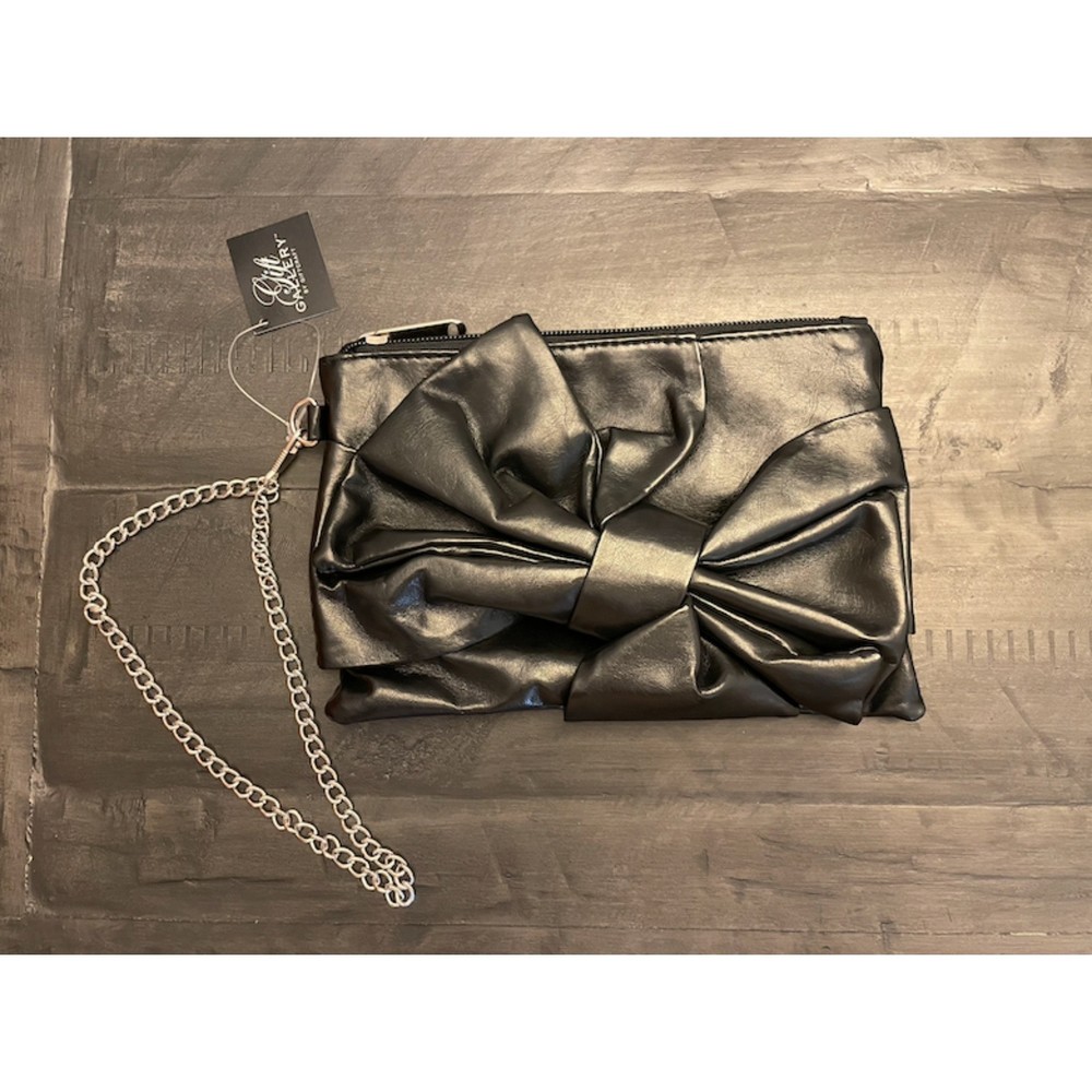 New- Faux Leather Bow Wristlet with Chain